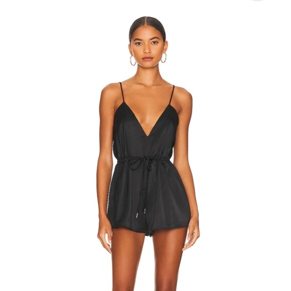 Revolve Superdown Austin Romper Shorts - Picture 1 of 10